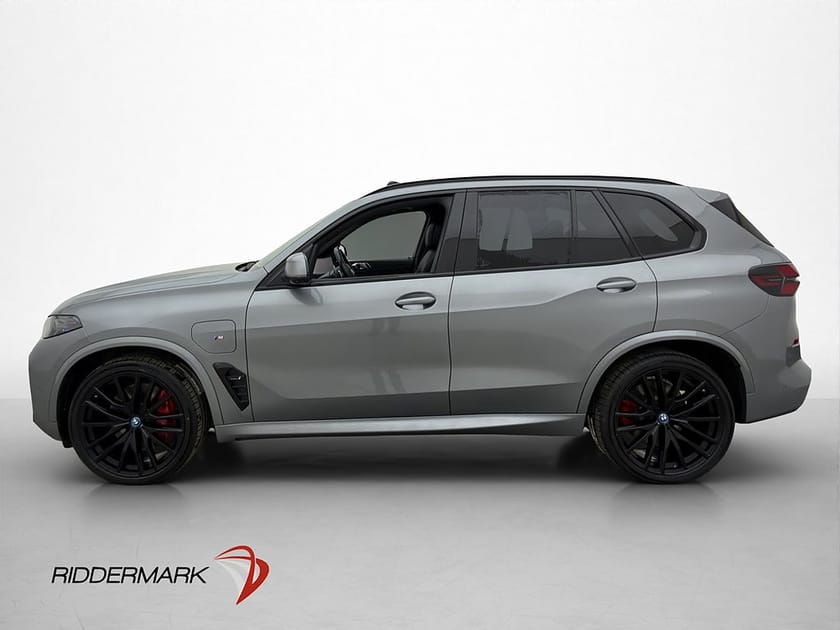 Bild 2 av BMW X5 xDrive50e xDrive50e M Sport Innovation Pano Luft H/K