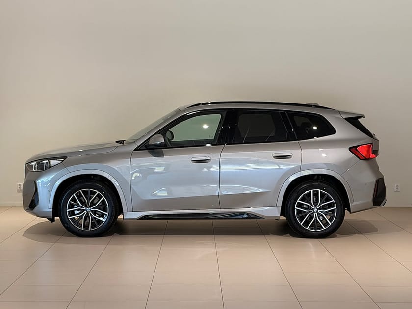 Bild 2 av BMW X1 sDrive18i 