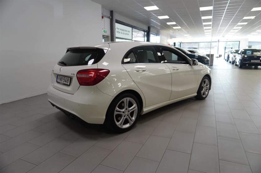 Bild 3 av Mercedes-Benz A 200 CDI 7g-DCT 136 hk