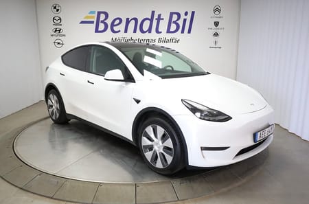 Tesla Model Y Long Range AWD 1 ägare / Leasebar / Dragkrok