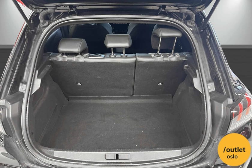 Bilde 5 av Peugeot e-208 GT 136 hk / ACC / Navigasjon / Ryggekamera 180°