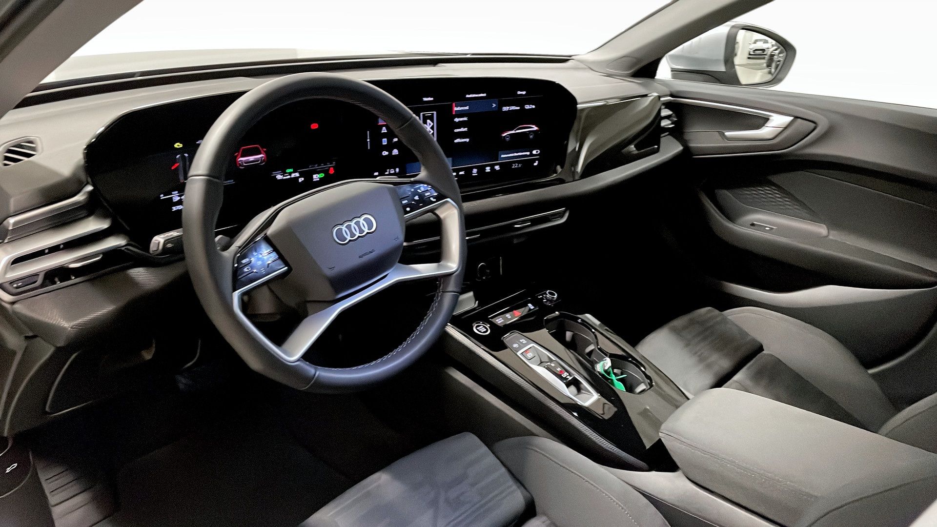 Audi A5 Avant e-hybrid quattro 2025, bild 7/10