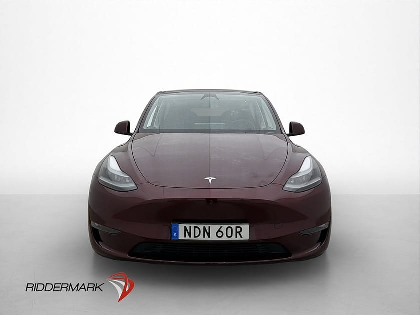 Bild 2 av Tesla Model Y Performance AWD Dragkrok Cherry-Red Autopilot