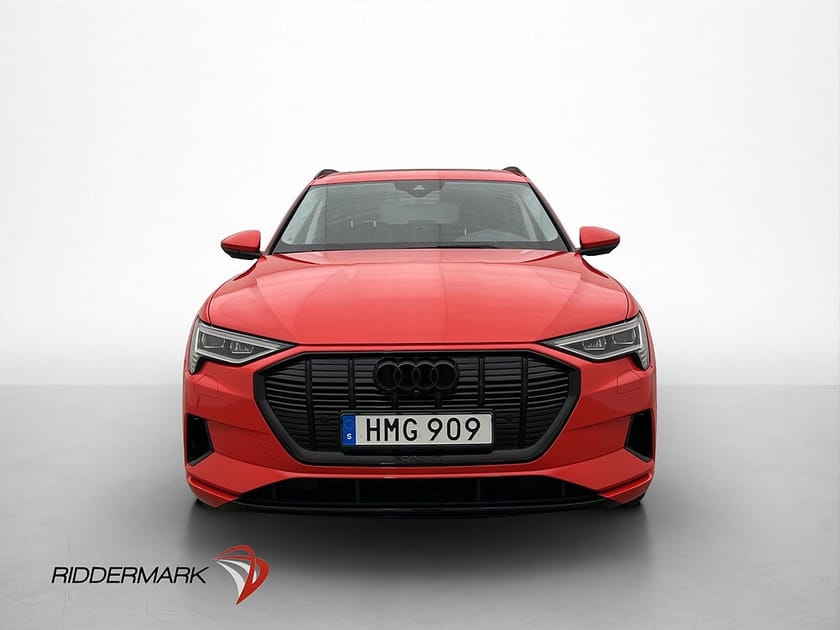 Bild 3 av Audi e-tron 55 quattro 408hk Pano B&O Dragkrok 360 Elstolar