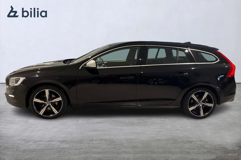 Bild 2 av Volvo V60 D4 Classic R-Design / Keyless / Teknikpaket
