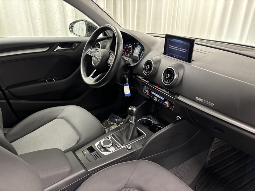 Bild 4 av Audi A3 Sportback 35 TFSI 150 HK PROLINE