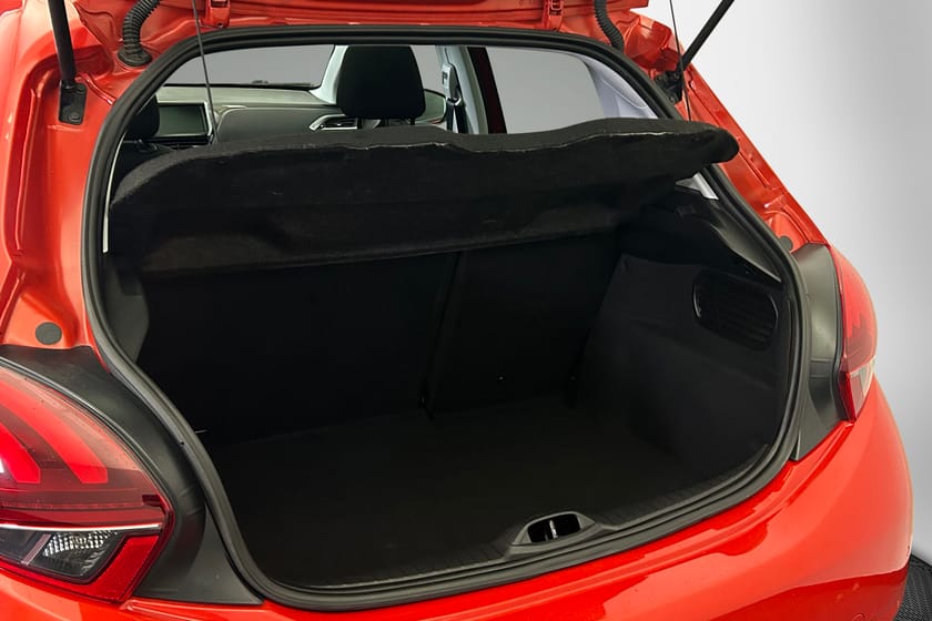 Bild 4 av Peugeot 208 1.2 83hk | Nyservad Farthållare