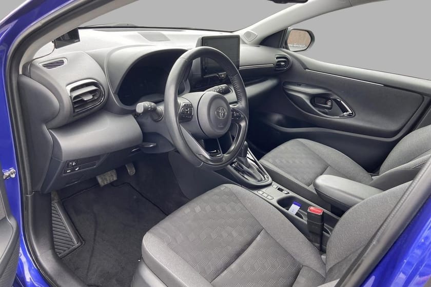 Bilde 5 av Toyota Yaris Hybrid 115 1.5 Active Tech. Nye sommerdekk