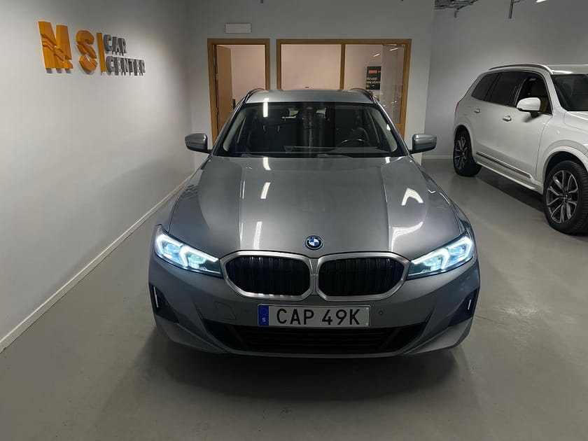 Bild 2 av BMW 330e xDrive Touring
