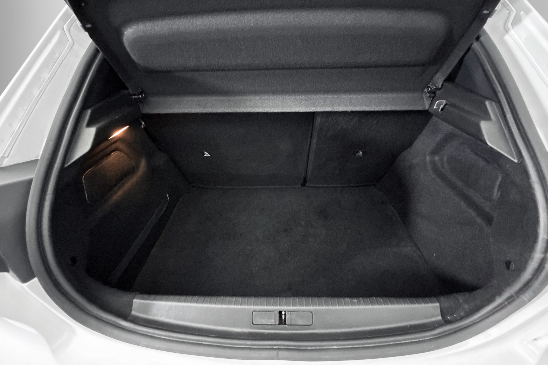 Peugeot 208 2023, bild 7/10
