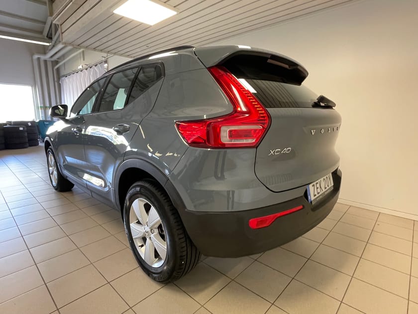 Bild 3 av Volvo XC40 T3 FWD aut Edition Backkamera Värmare