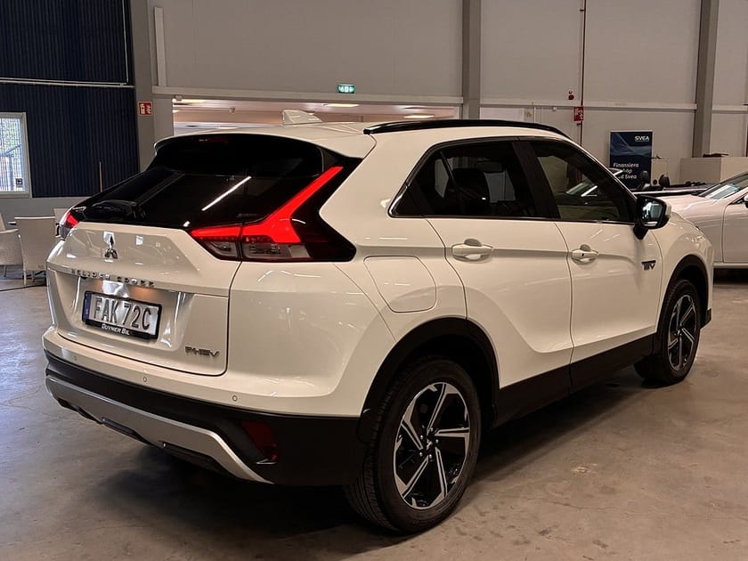 Bild 3 av Mitsubishi Eclipse Cross PHEV 2.4 MIVEC S-AWC Fleet Edition  V-hjul
