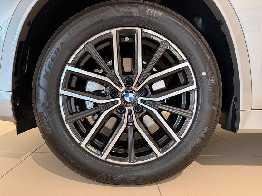 Bild 3 av BMW X1 sDrive18i 