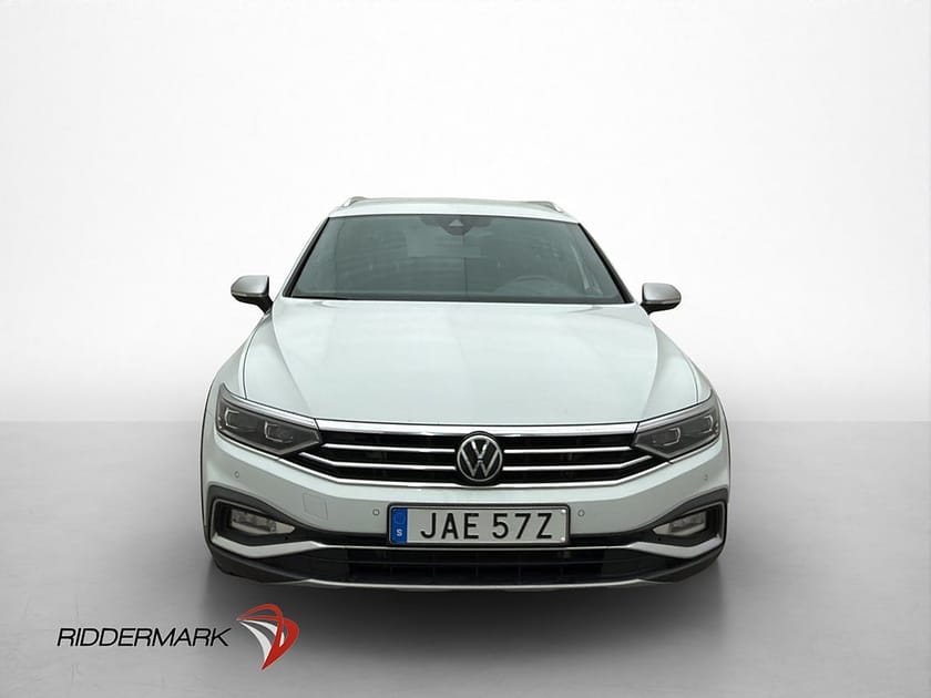 Bild 2 av Volkswagen Passat Alltrack 2.0 TDI 4M Cockpit Drag D-Värm