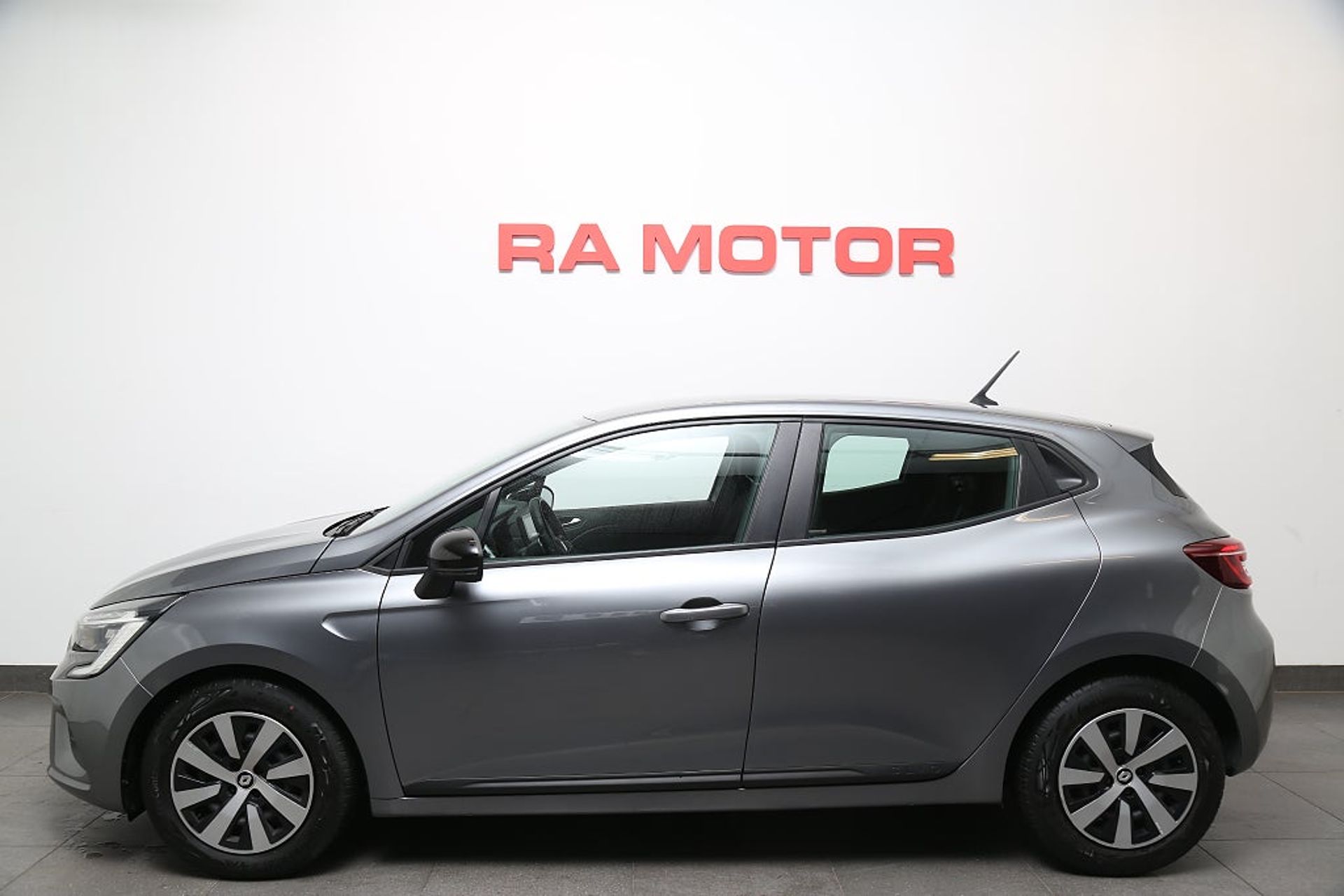 Renault Clio 2023, kuva 3/10