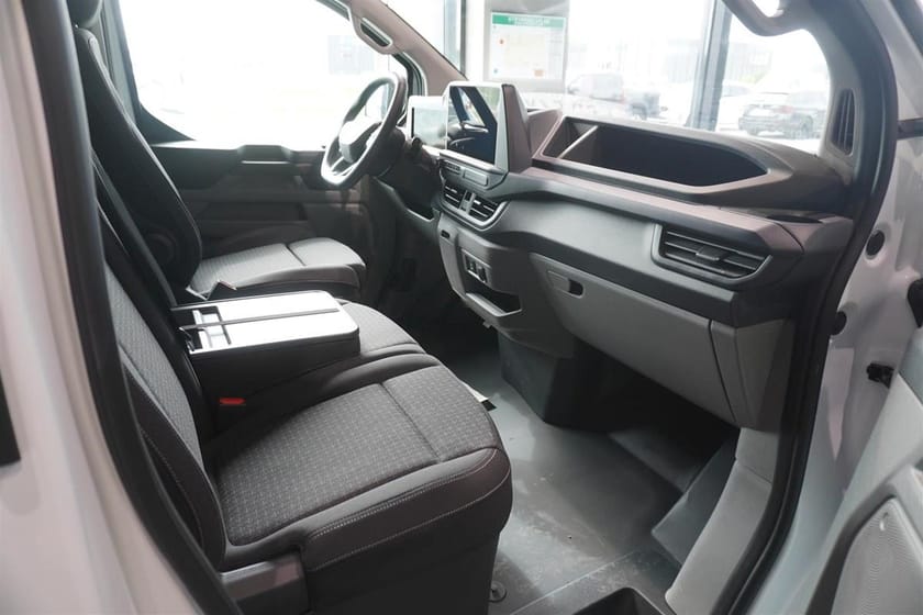 Bild 5 av Ford Transit Custom 320 Skåp Trend 320l 2.0l Ecoblue 170hk 8-Växlad Automat AWD Diesel