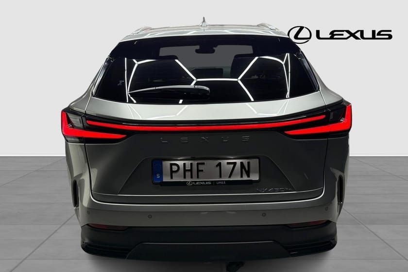 Bild 3 av Lexus NX 450h+ NX450H+ EXECUTIVE DRAG V-HJUL
