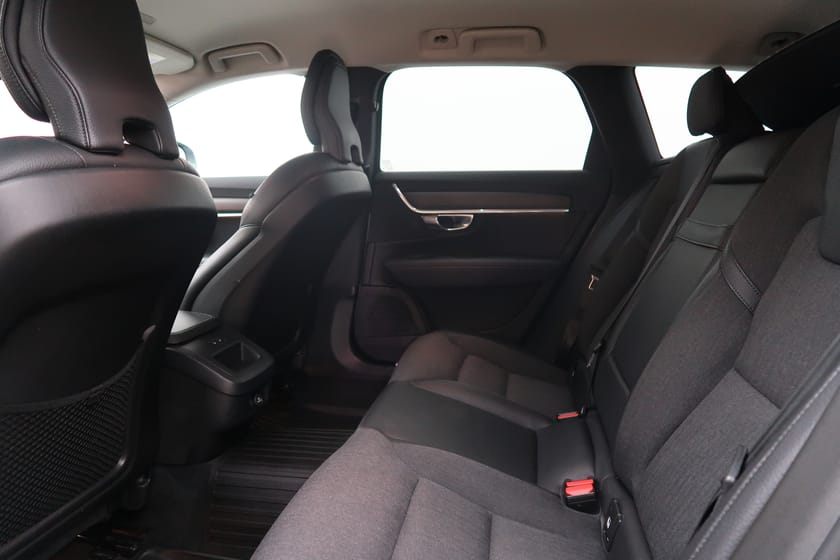 Bild 5 av Volvo V90 Cross Country D4 AWD Advanced Edt/Drag/Klimatpkt/Bränslevärmare