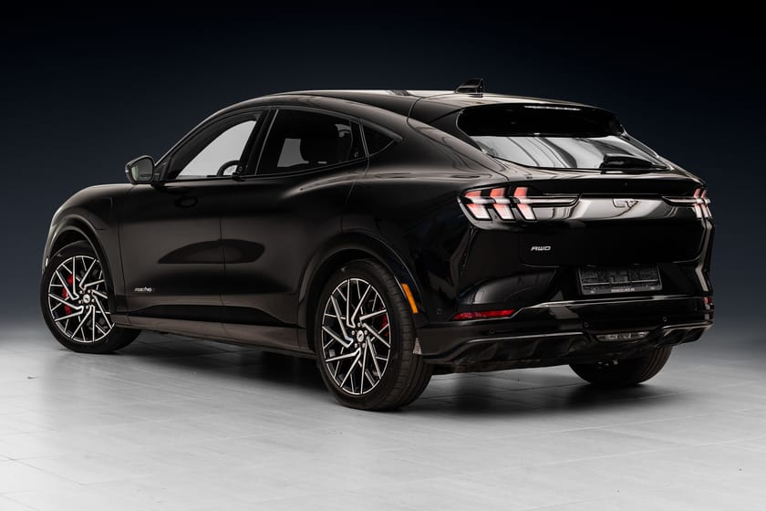 Bilde 5 av Ford Mustang Mach-E GT //Panoramatak//B&O//360 Kamera