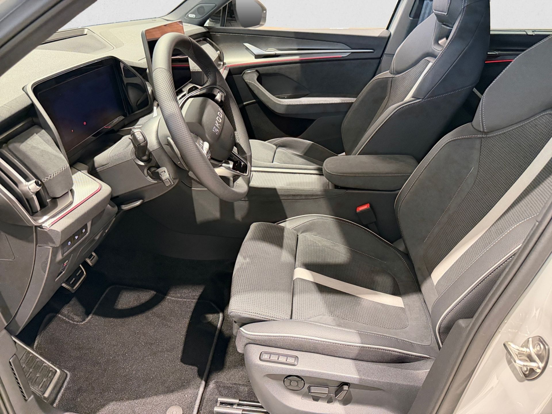 Skoda Kodiaq 1.5 TSI iV PHEV Sportline 2026, bild 7/10