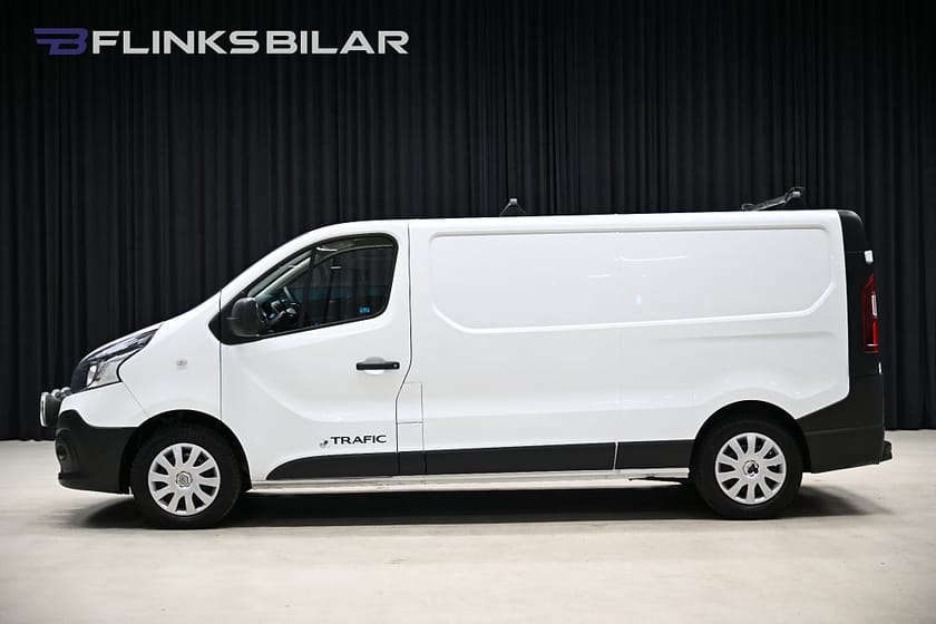 Bild 2 av Renault Trafic Skåpbil dCi 120HK L2 Inredd|Drag|Värmare|Extraljus|Lågmil|Moms