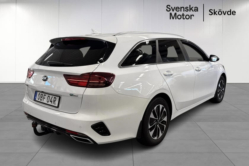 Bild 2 av Kia Ceed Sportswagon Plug-in Hybrid Advance Plus | Drag | Elvärmare | CarPlay | Adaptiv farthållare