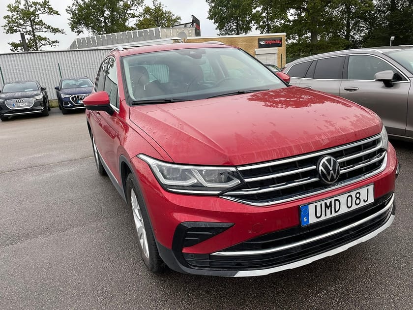 Bild 2 av Volkswagen Tiguan eHybrid Plug in 245HK Elegance