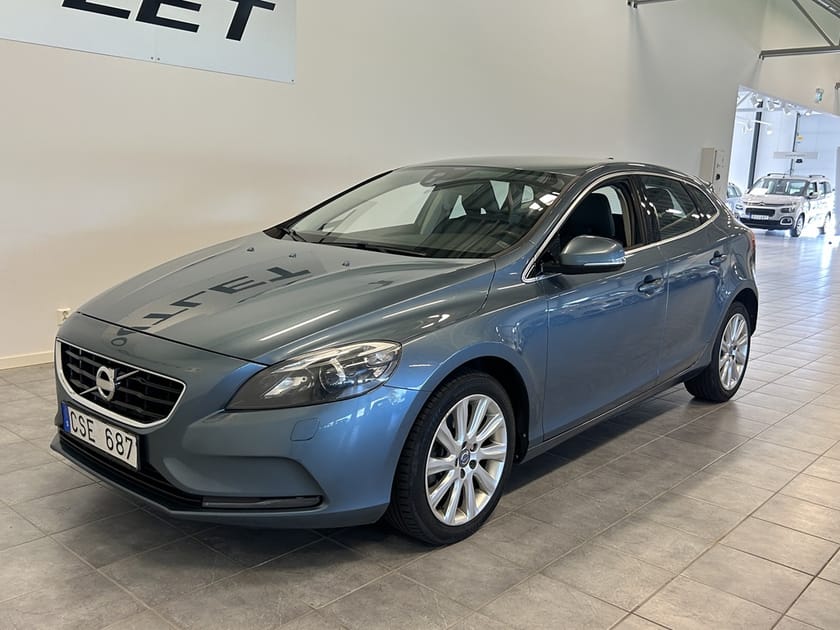 Bild 2 av Volvo V40 Summum D3 150hk