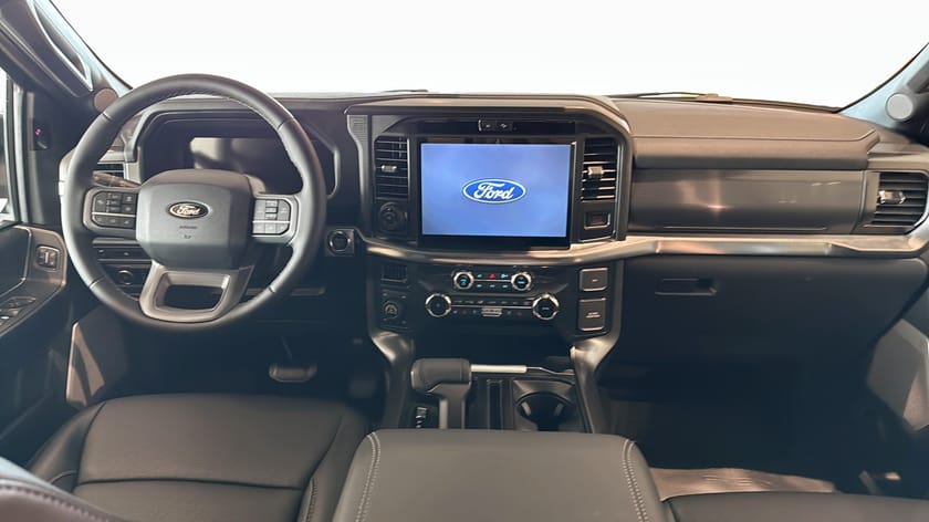 Bild 4 av Ford F-150 SuperCrew Lariat Black Edition |0%ränta|