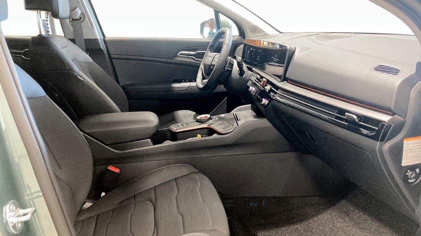 Bild 3 av Kia Sportage PHEV ADVANCE *FRIA V-HJUL, OMGÅENDE LEVERANS*