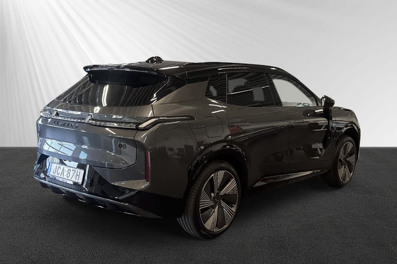 Lynk & Co 08 PHEV