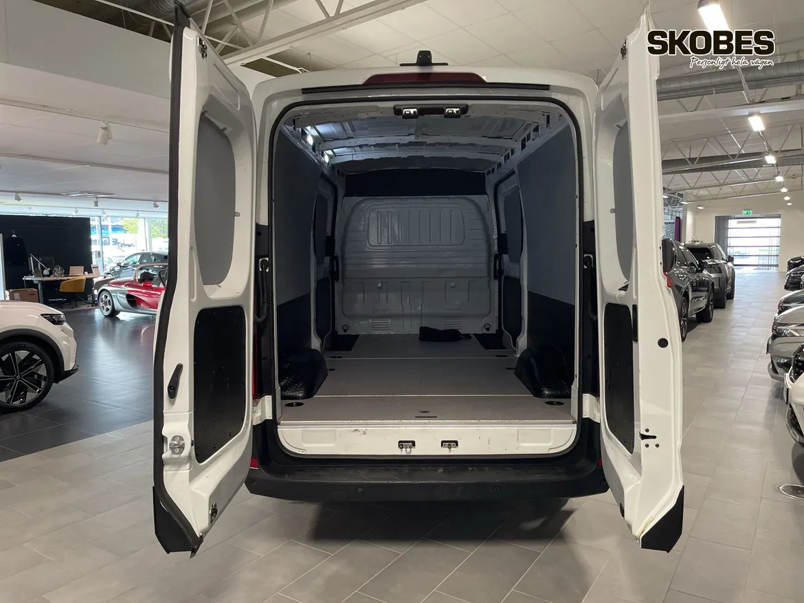 Maxus e-Deliver 9 N1
