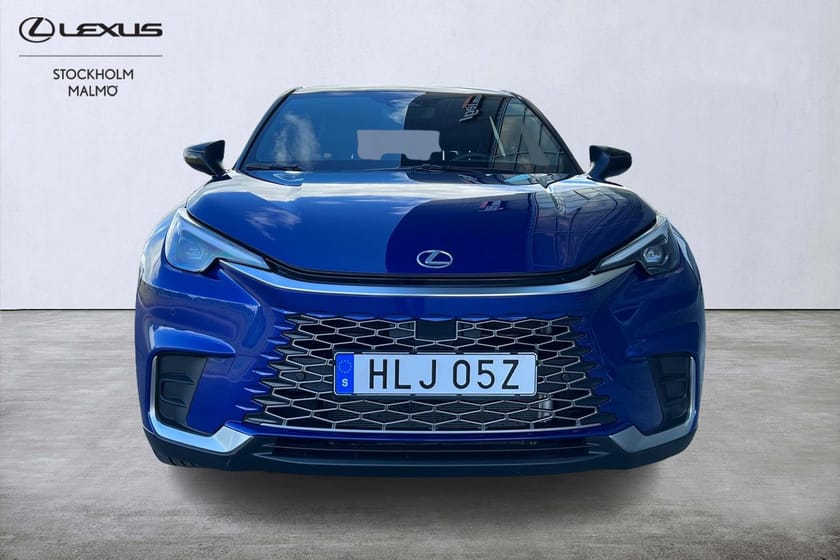 Bild 5 av Lexus LBX Cool Tech Parkvärmare Navigator Backkamera