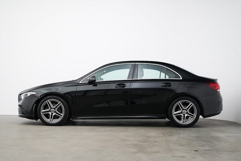 Bild 3 av Mercedes-Benz A 180 Sedan A180 Manuell / 135hk / AMG sport