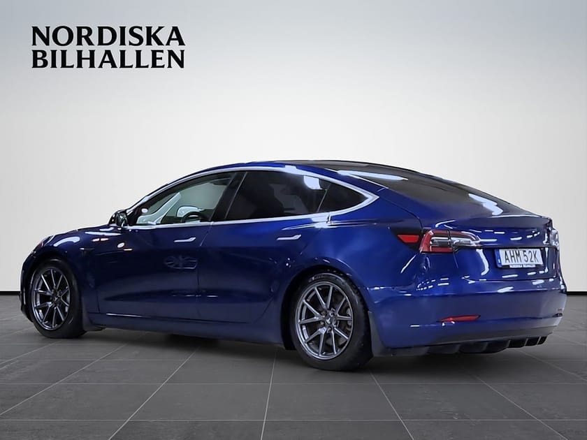 Bild 5 av Tesla Model 3 Standard Range Plus Pano