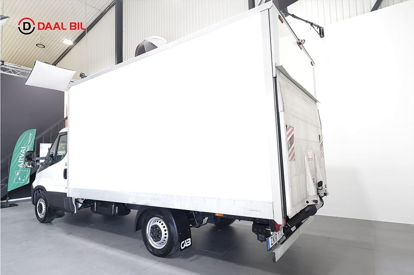 Bild 3 av Iveco Daily 35-160 Chassi Cab 2.3 HI-MATIC 156HK P-VÄRM FATHÅLLARE
