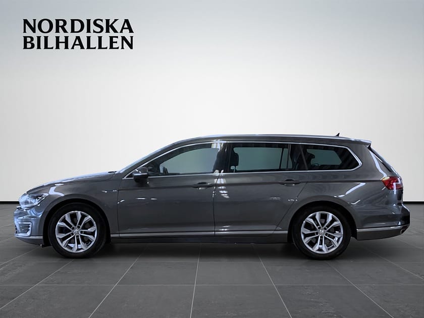 Bild 4 av Volkswagen Passat Variant GTE 1.4 TSI ACT Backkamera Dragkrok Skinn