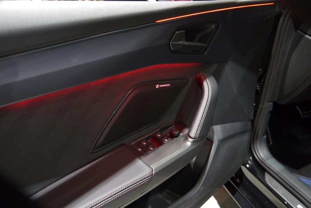 Cupra Leon 1.5 eTSI DSG Sequential, 150hp, 2026