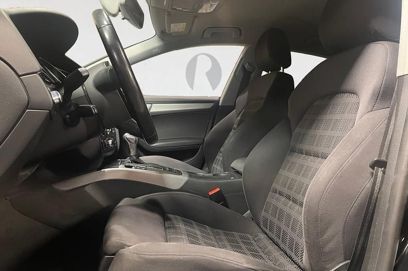 Bild 3 av Audi A5 Sportback SB 1.8 TFSI 177 HK AUT S-LINE PDC 13000MIL 0.58L/MIL 19