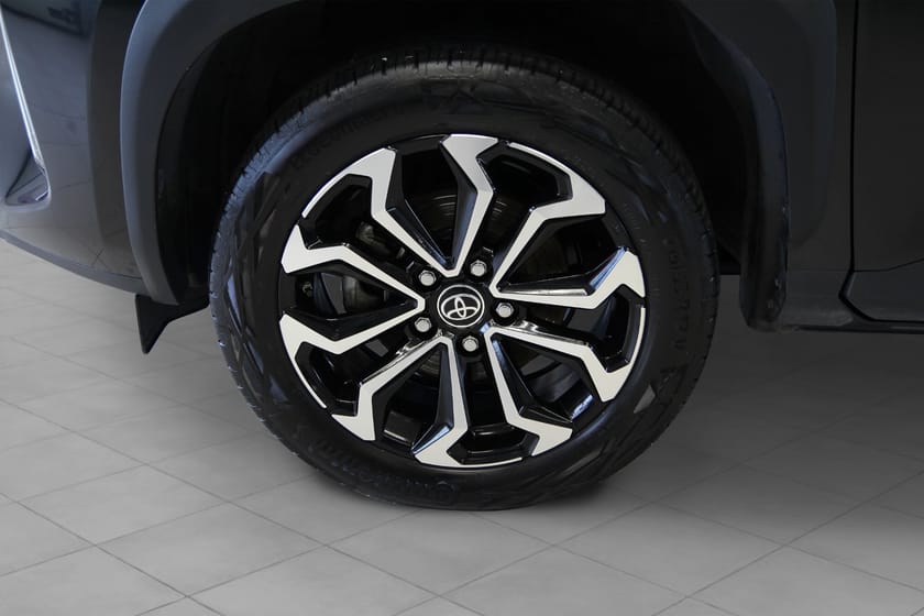 Bilde 2 av Toyota Yaris Cross Hybrid AWD-i