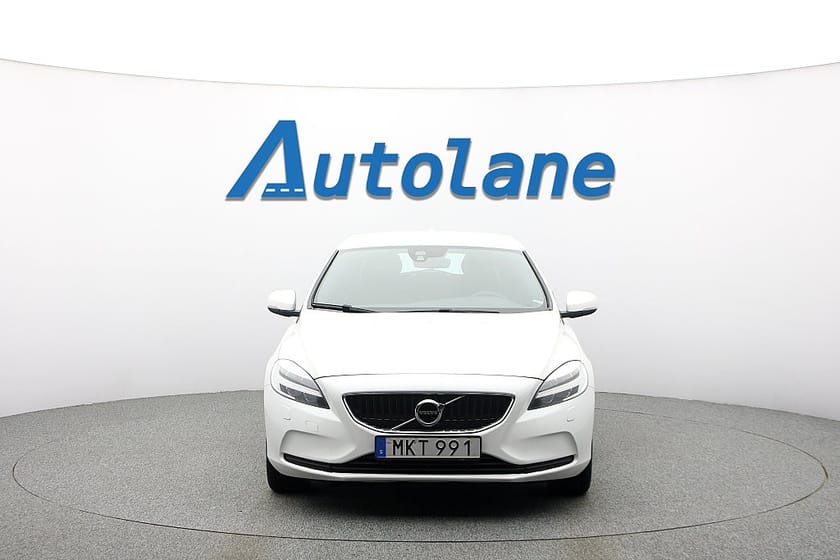 Bild 4 av Volvo V40 D2 Geartronic Momentum Sommarkampanj 4,99% MOMS 120hk