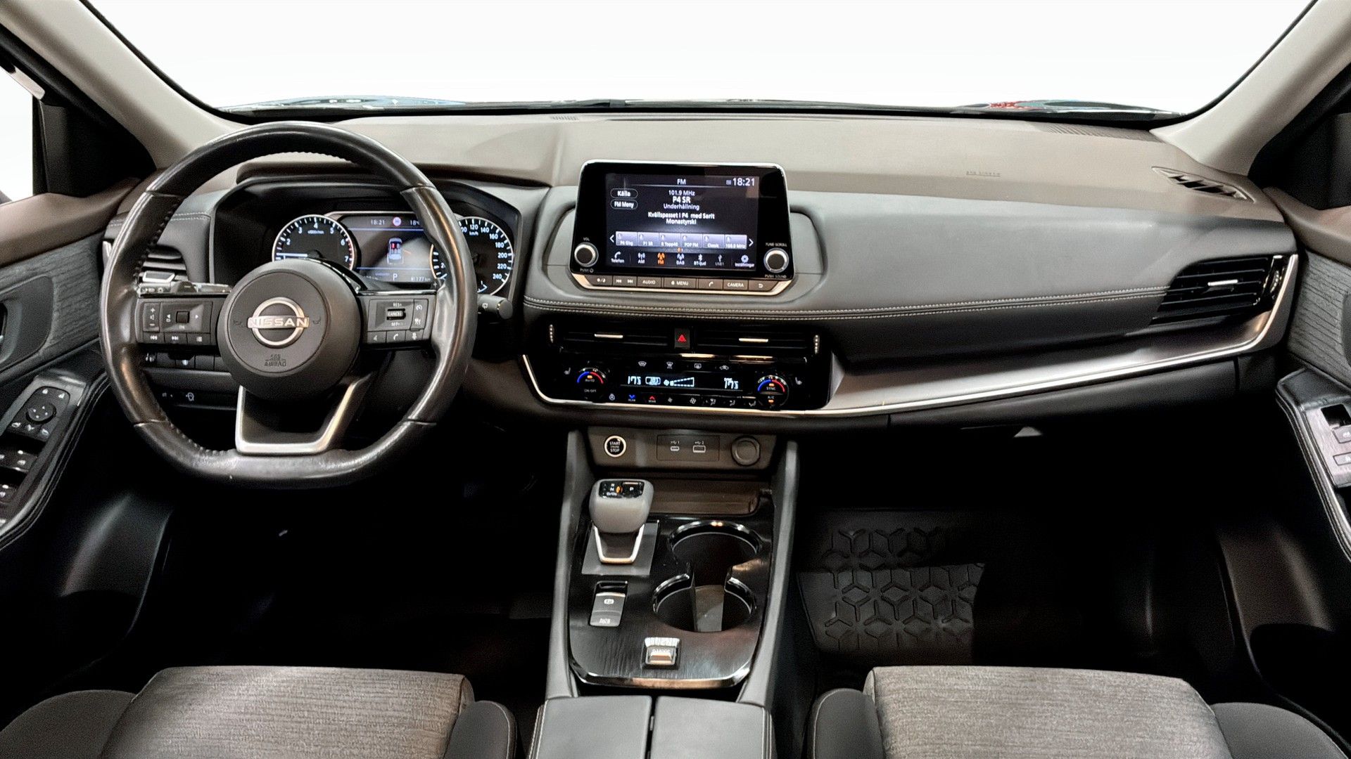 Nissan X-Trail 1.5 VC-T Mild-Hybrid 2023, photo 4/10