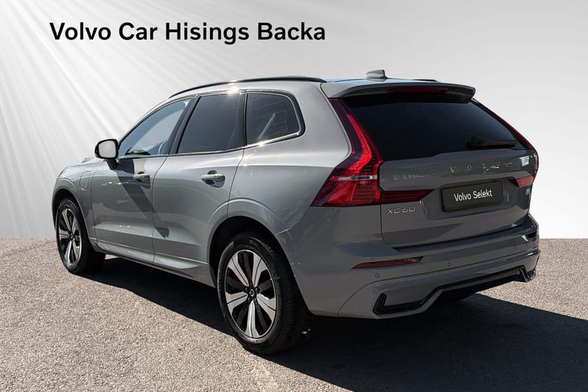 Bild 5 av Volvo XC60 Recharge T6 Plus Dark Edition | Pano