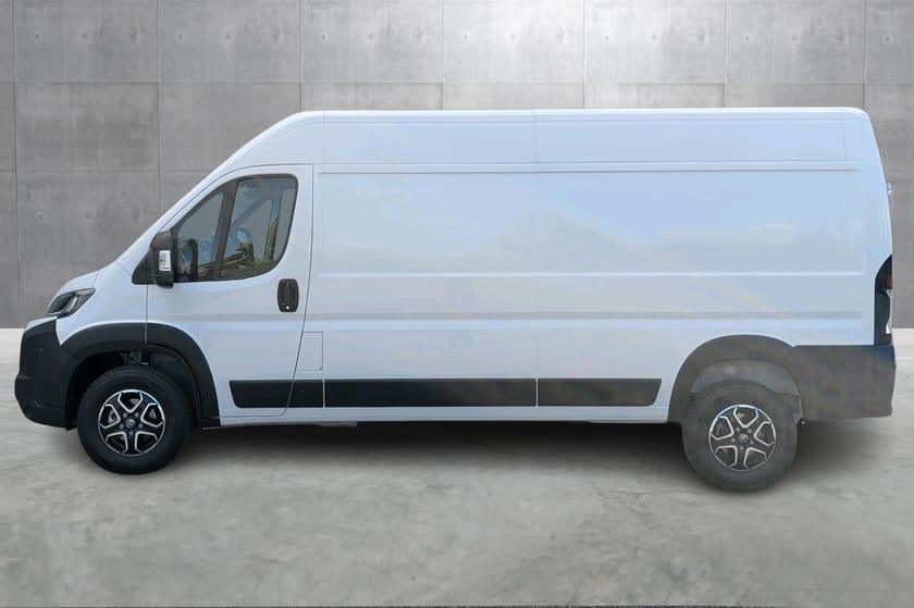 Bilde 2 av Toyota ProAce Max Van 42 Heavy EV L3H2