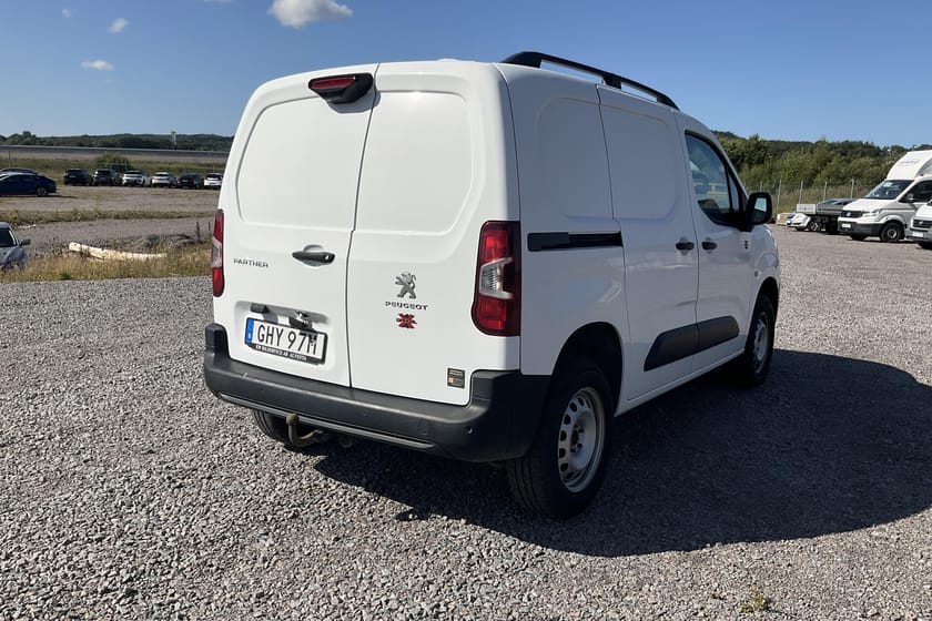 Bild 5 av Peugeot Partner Utökad Last 1.5 HDI Skåp 4x4 (130hk) Reparationsobjekt