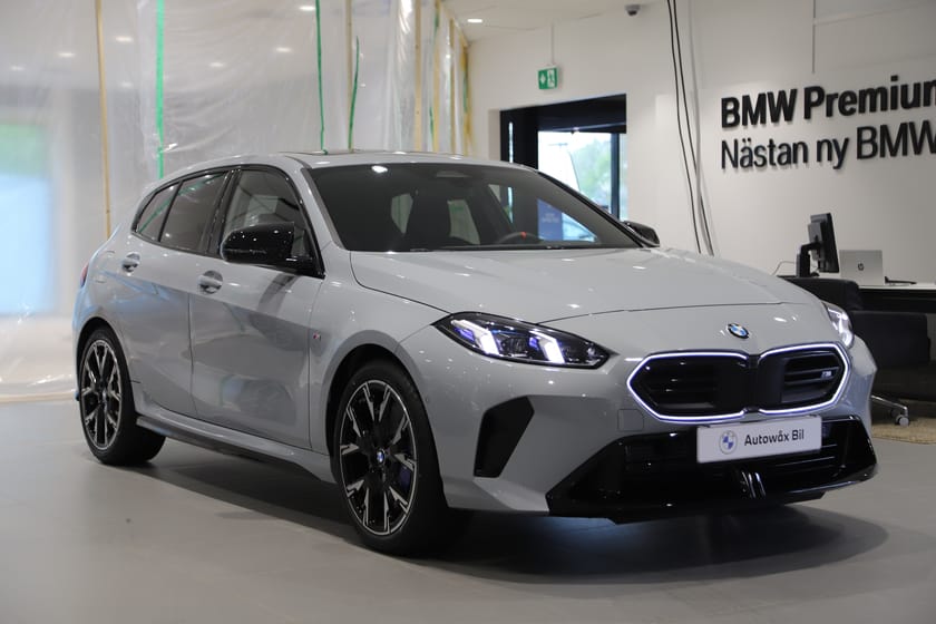 Bild 4 av BMW M135 xDrive /Innovation/M PRO/Panorama/ *Privatleasing-Kampanj*