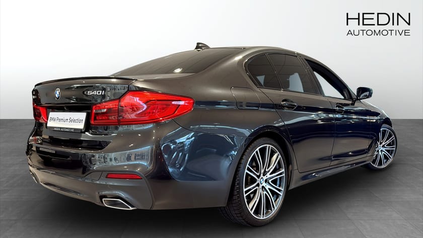 Bild 2 av BMW 540i xDrive Sedan M-Sport Värmare HuD H/K Adaptiv Farth Taklucka Drag