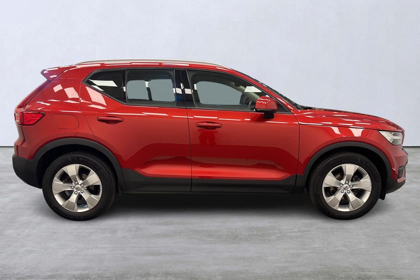 Bild 3 av Volvo XC40 D3 FWD Momentum Advanced Edition