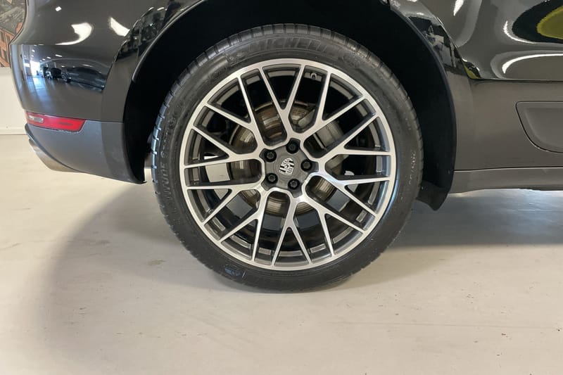 Porsche Macan S