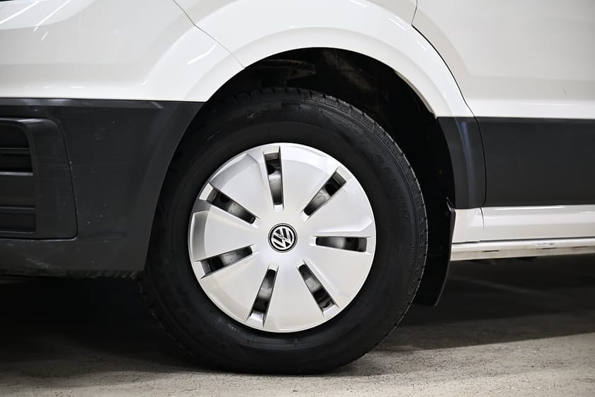 Bild 3 av Volkswagen Crafter Chassi 177HK Automat|Volymskåp|BG-Lyft|Sidodörrar|